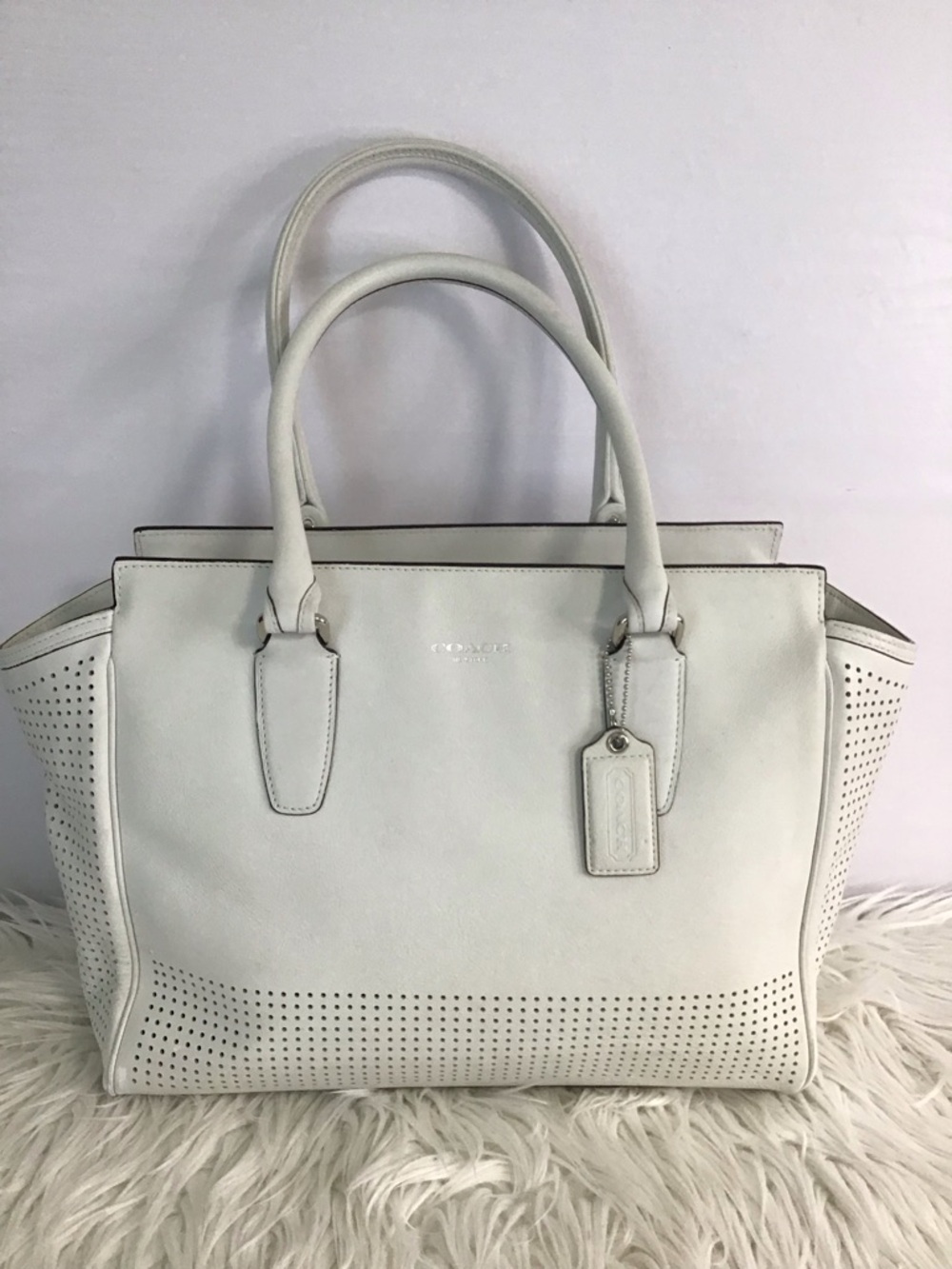 Coach Legacy Perforated Leather Candace Carryall White - Picture 5 of 16